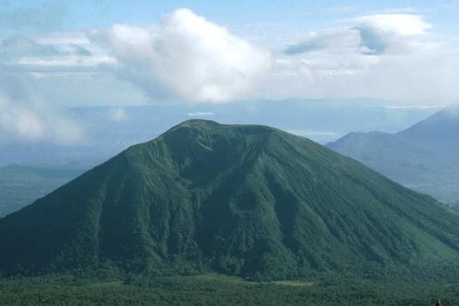 1-Day Bisoke Volcano Hiking Experience - The muddy descent and full 6 to 8-hour round trip