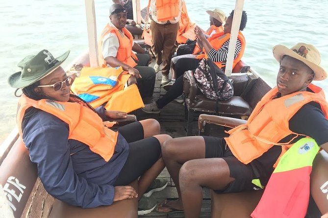 1 day Trip to Lake kivu beach - Lunch, hot springs, and what to confirm