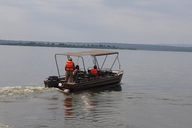 2-Day Akagera National Park Game Drive, Ihema boat trip with a Choice 4x4 - Your guide shapes the quality of the safari