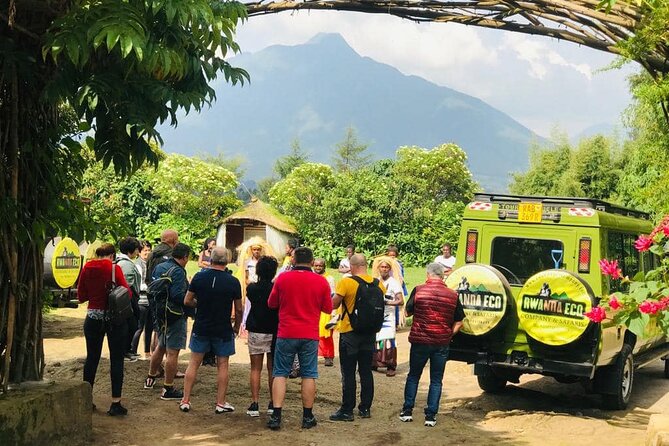 2 days Uganda Gorilla trekking - The people handling the trip