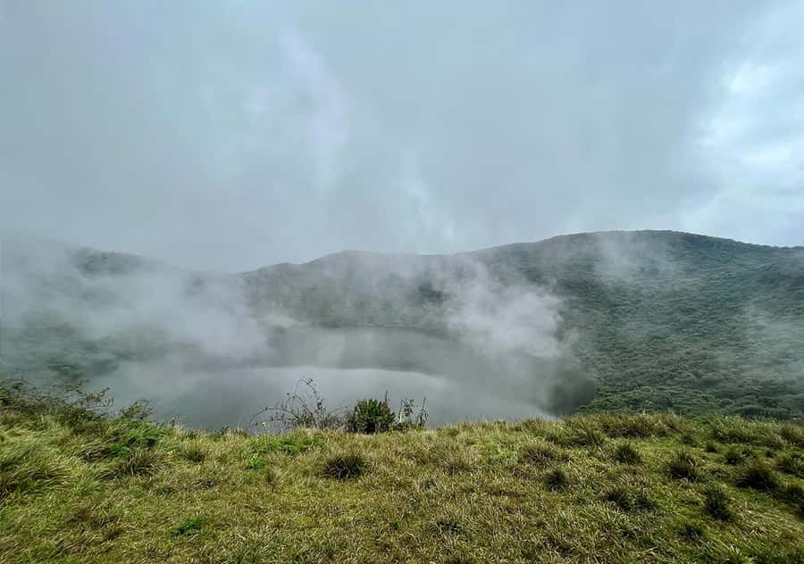 From Kigali: Bisoke Summit Trek, Crater Lake 1 Day Safari - Bisoke’s summit crater lake