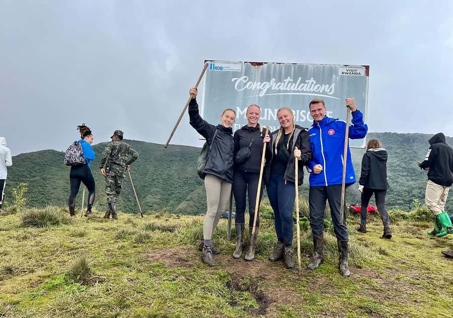 From Kigali: Bisoke Summit Trek, Crater Lake 1 Day Safari - The 4:30 AM pickup from Kigali