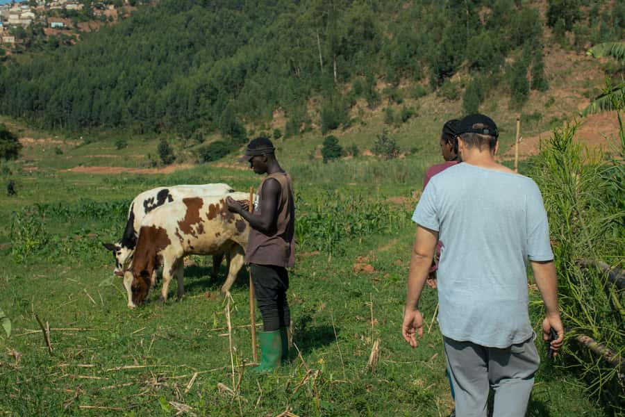 Kigali: Gatsata Village Storytelling Walk to Mount Jali - Starting at the Nyabugogo River