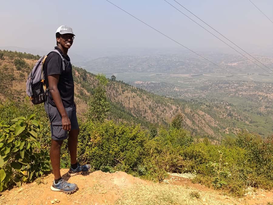 Kigali: Guided City Tour let us learn, enjoy together ❤️ - A six-hour introduction to Kigali
