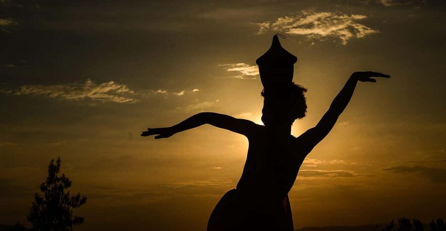Kigali: Learn the Amaraba Dance Experience in Kigali - Joining the dancers instead of watching