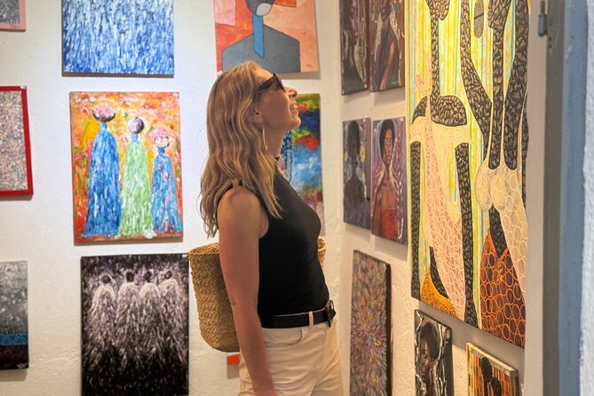 Kigali's Art Tour with Aline - Timing, group size, and meeting details