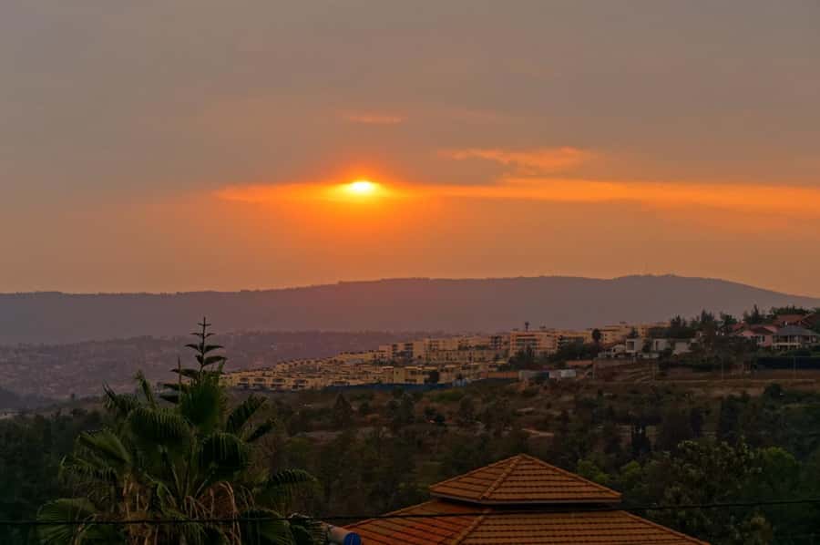 Kigali: Sunset Drinks, Dinner, and Nightlife Tour - Why this is a useful first night in Kigali