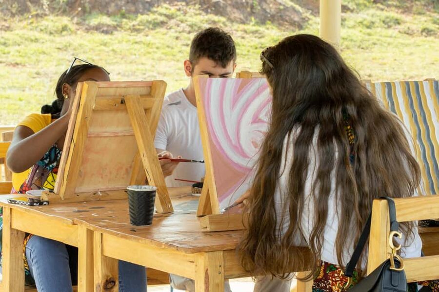 Kigali:Traditional Imigongo Painting with an Incredible View - Learning the story behind the patterns