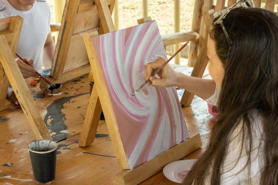 Kigali:Traditional Imigongo Painting with an Incredible View - Your hands-on painting session