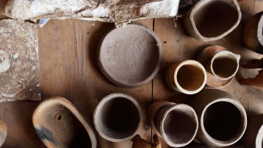 Kigali: Traditional Kubumba Pottery Making with Local Women - A coffee shop setting with more than pottery