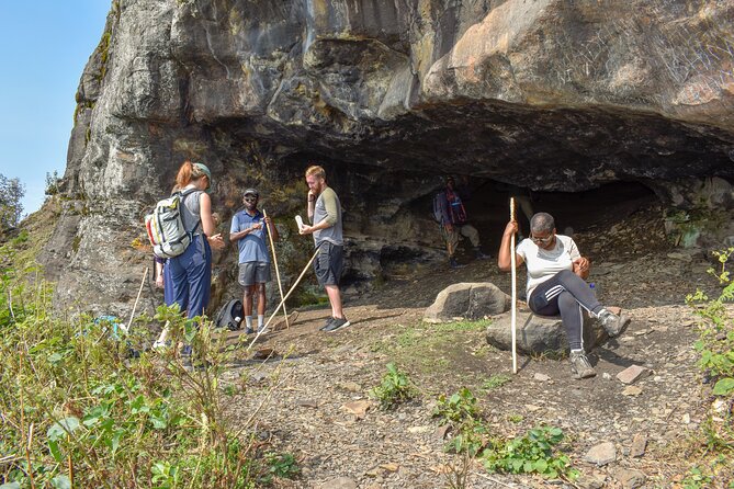 Mount Kabuye Hiking - Guides and the human side of the walk