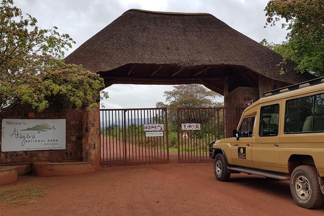 One-day Akagera National Park Game Drive with a Choice 4x4 - Lunch, water, WiFi, and other useful extras