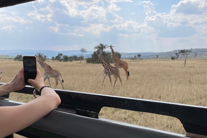 One Day Akagera Wildlife Safari - The early pickup and drive east