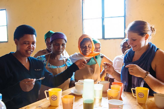 Women-led Coffee Farm Trek - Lunch at Urugo Eco-Lodge